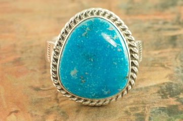 Genuine Kingman Turquoise Native American Ring